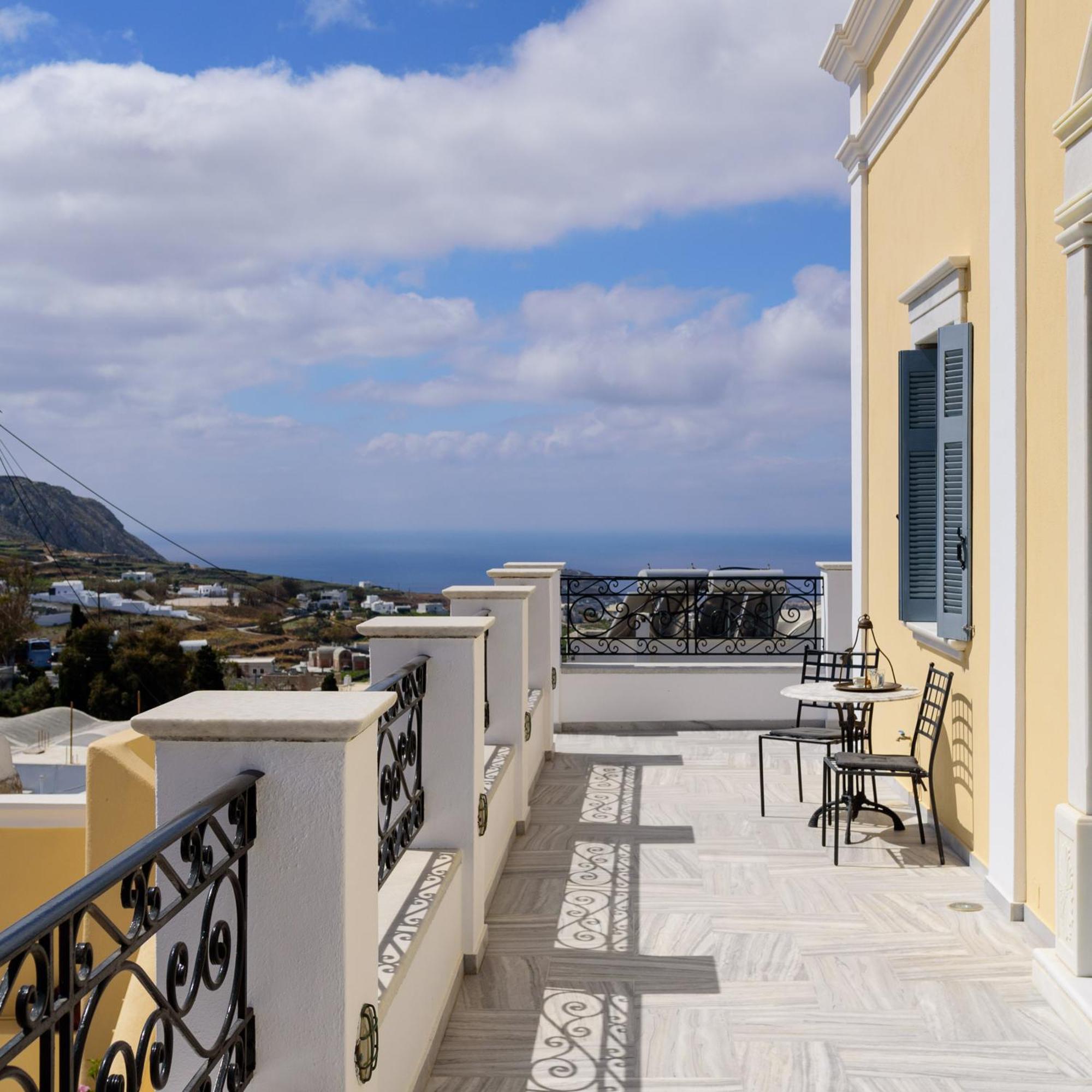Ikio Concept Santorini Hotel Pyrgos Kallistis Exterior photo